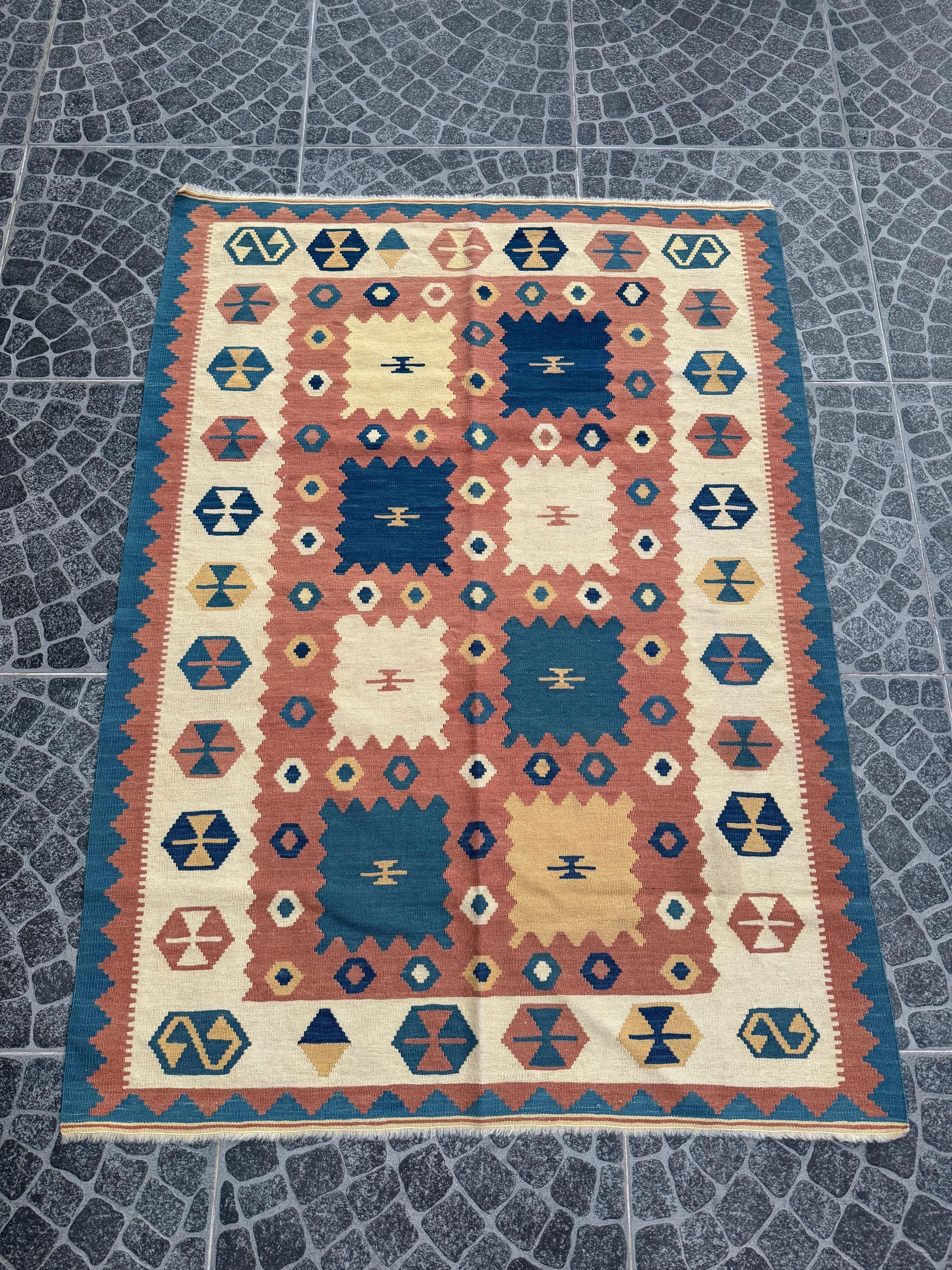 Vintage Turkish Kilim Rug, Handwoven Wool, Bohemian Decor (4.13x5.74 ft)