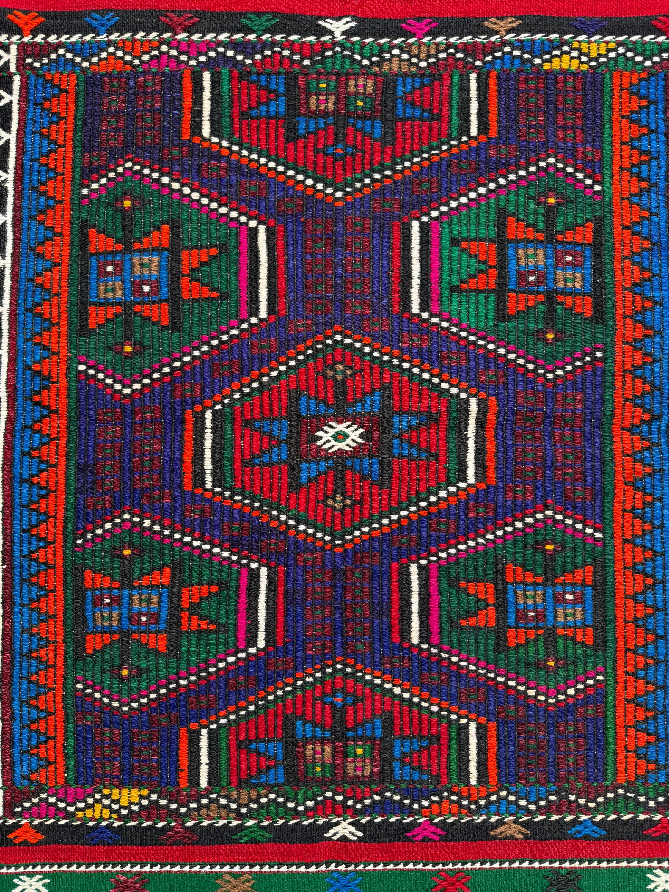 Vintage Turkish Kilim Rug, Handwoven Boho Decor (2.89x4.00 ft)