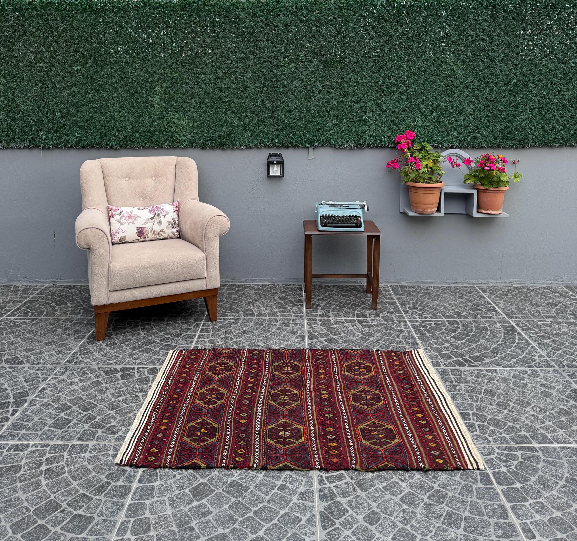 Vintage Turkish Kilim Rug, Handwoven Wool Decor (3.02x4.20 ft)